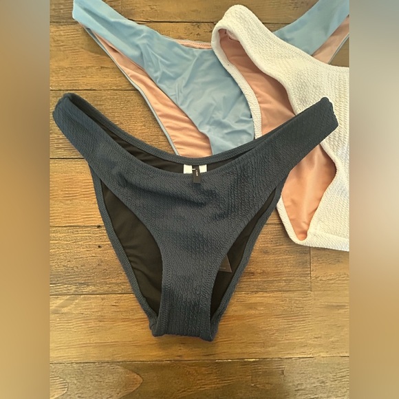 J CREW Stylish Bikini Bottoms BUNDLE- Blue, White, navy blue - Picture 3 of 7